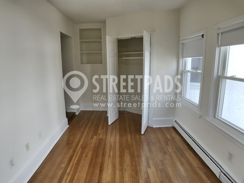 2 bed, 1 bath apartment for rent at 19 Fairbanks St Unit 21, Griggs Park — photo 12 of 19