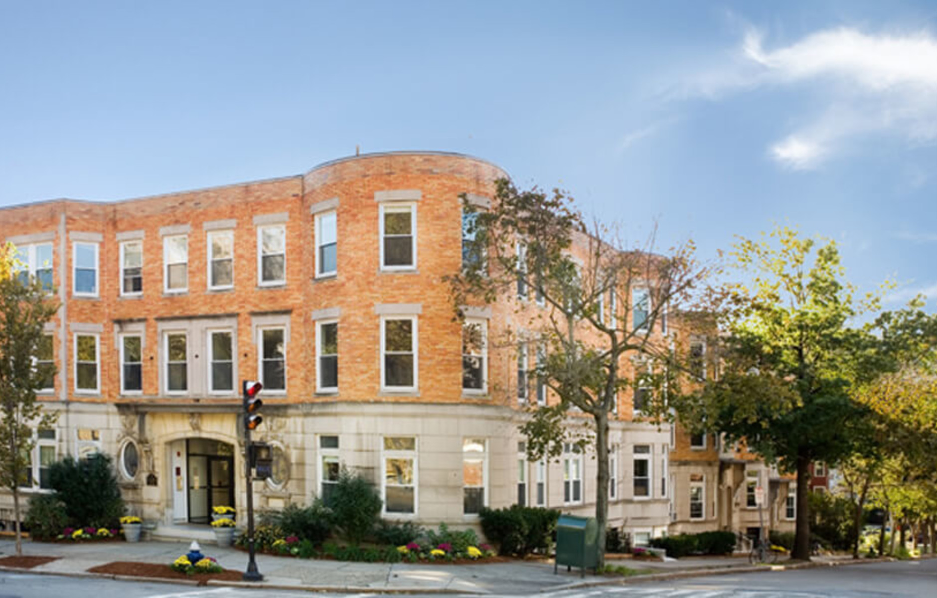 2 bed, 1 bath apartment for rent at 19 Fairbanks St Unit 31, Griggs Park — photo 27 of 28
