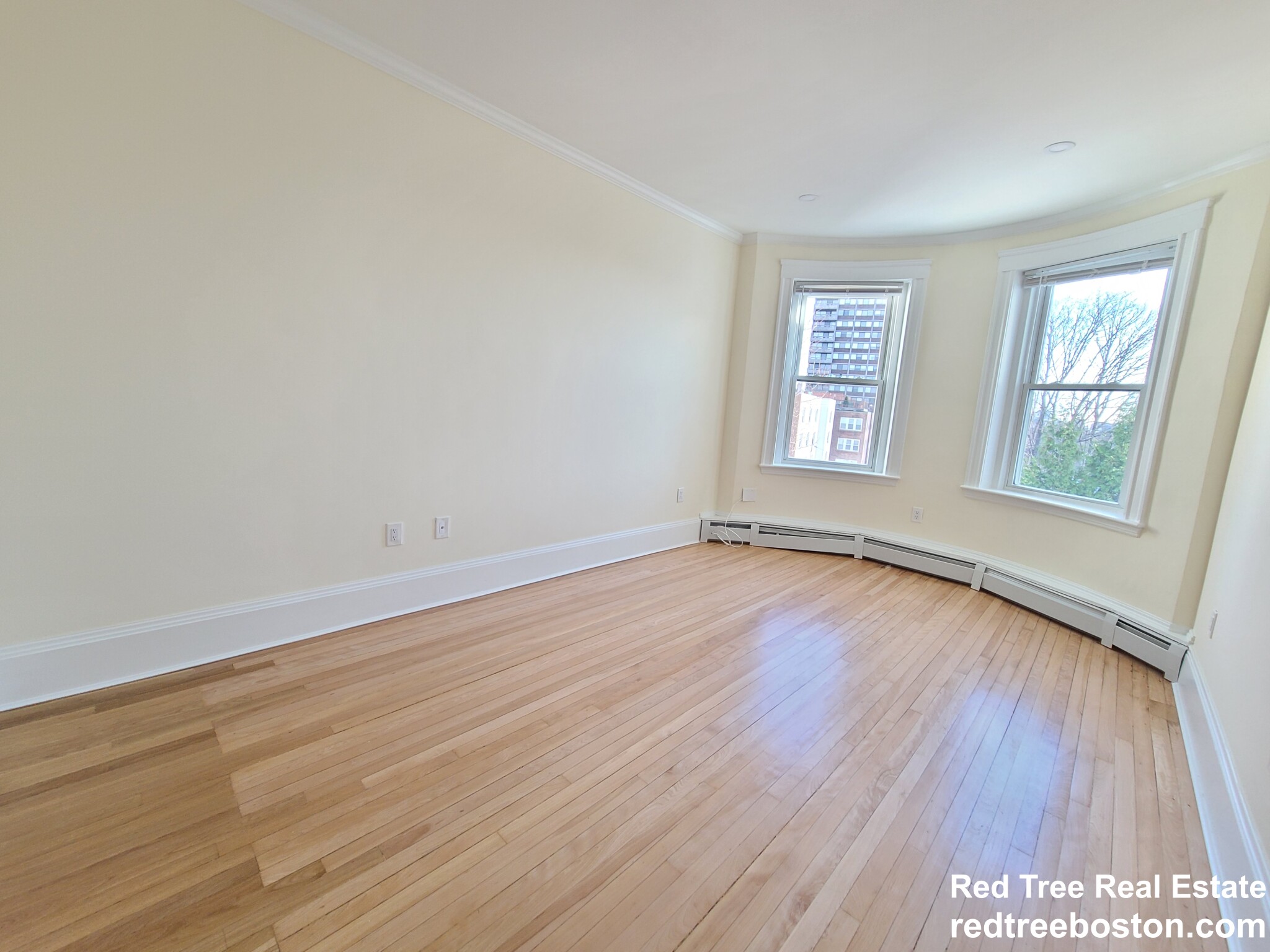 2 bed, 1 bath apartment for rent at 19 Fairbanks St Unit 31, Griggs Park — photo 10 of 28