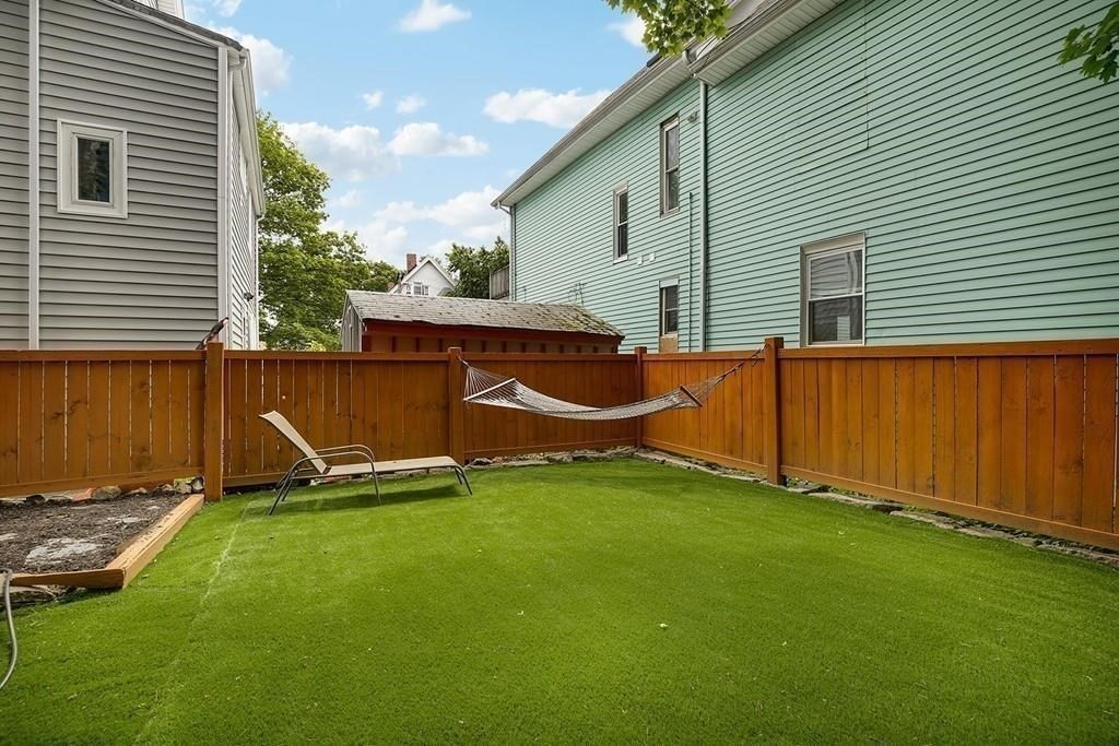 2 bed, 1 bath apartment for rent at 19 Fairview Ave Unit 1, Malden — photo 15 of 15