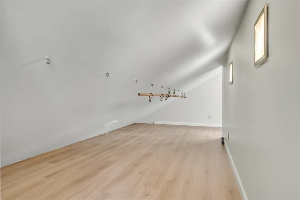 3 bed, 1 bath apartment for rent at 19 Fairview Ave Unit B, Malden — photo 32 of 36