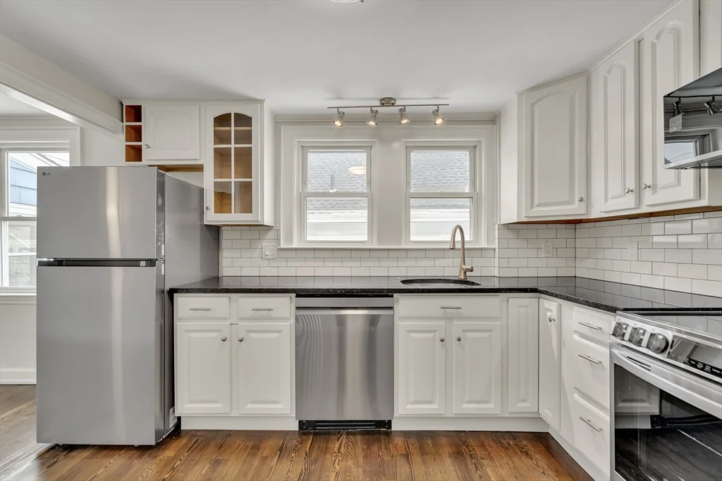 3 bed, 1 bath apartment for rent at 19 Fairview Ave Unit B, Malden — photo 1 of 36