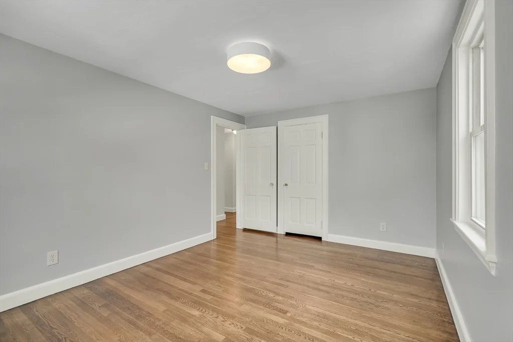 3 bed, 1 bath apartment for rent at 19 Fairview Ave Unit B, Malden — photo 21 of 36