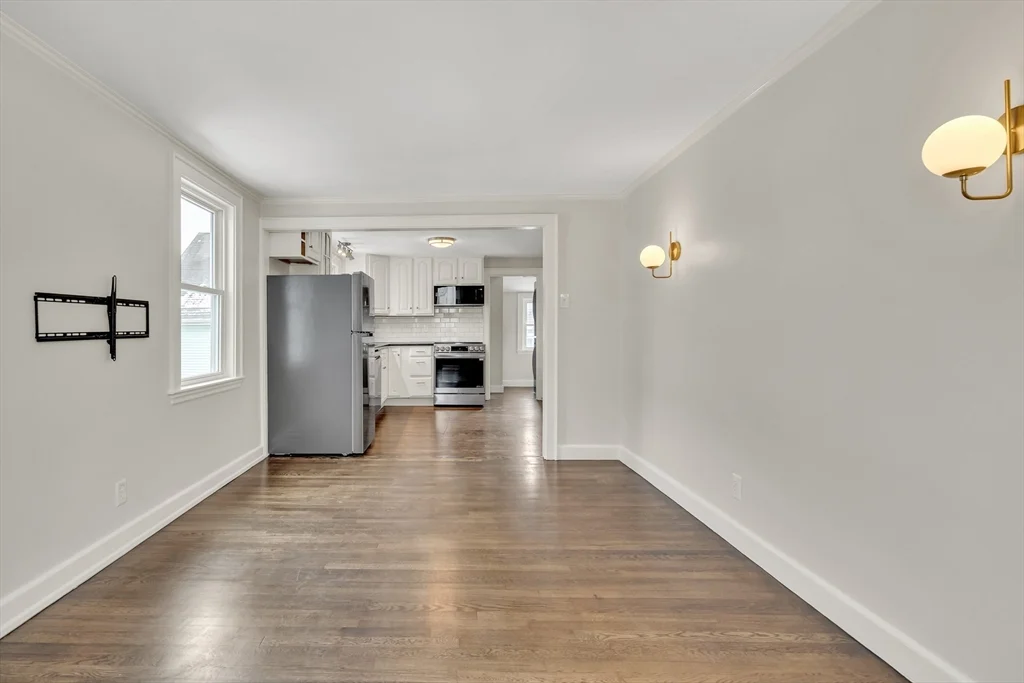 3 bed, 1 bath apartment for rent at 19 Fairview Ave Unit B, Malden — photo 7 of 36