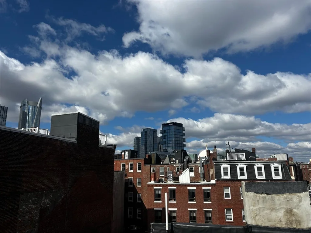 1 bed, 1 bath apartment for rent at 19 Fleet St Unit 4, North End — photo 10 of 10