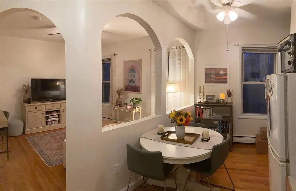 1 bed, 1 bath apartment for rent at 19 Fleet St Unit 4, North End — photo 2 of 10