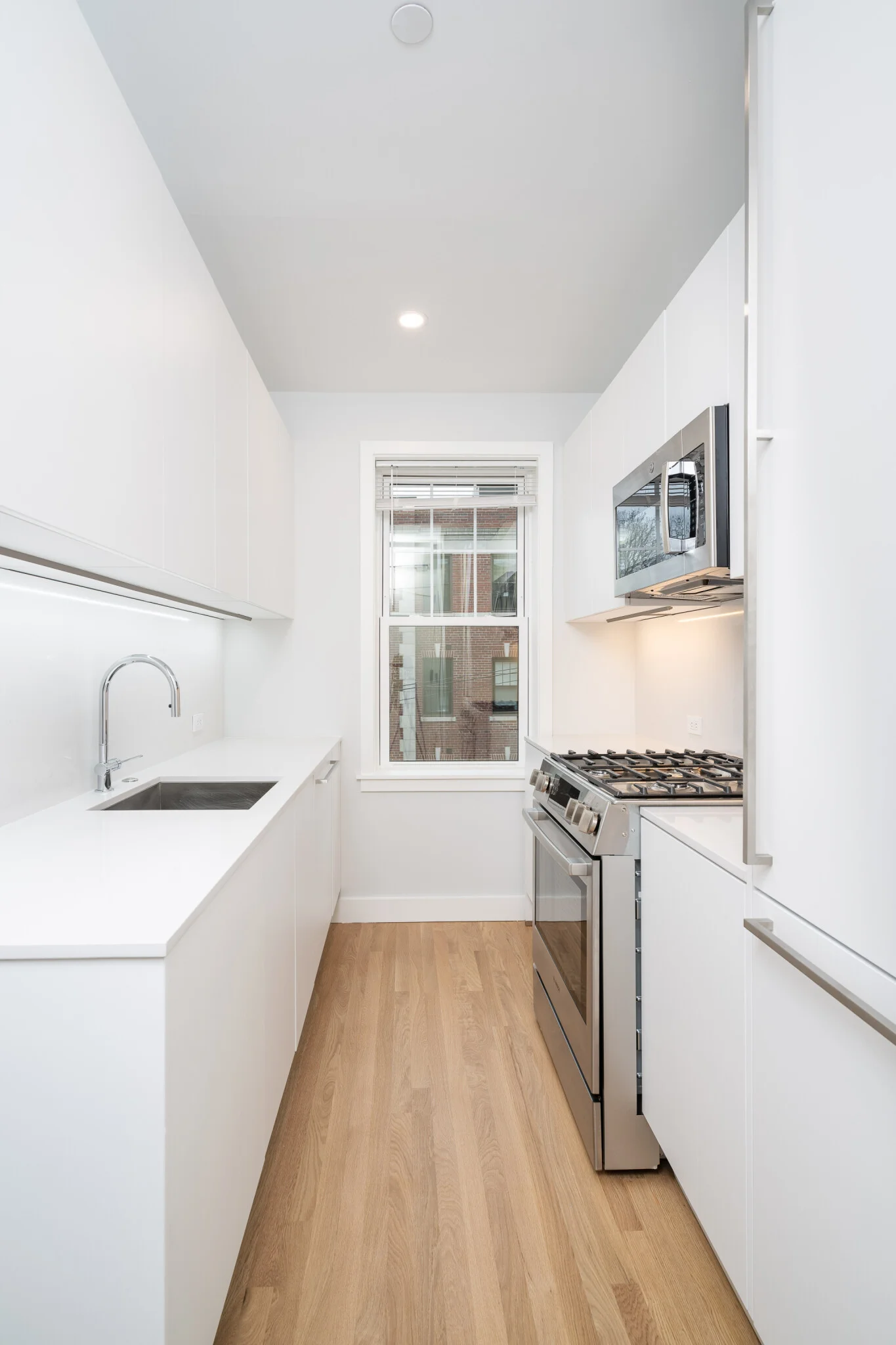 1 bed, 1 bath apartment for rent at 19 Forest St Unit 23, Baldwin — photo 2 of 14