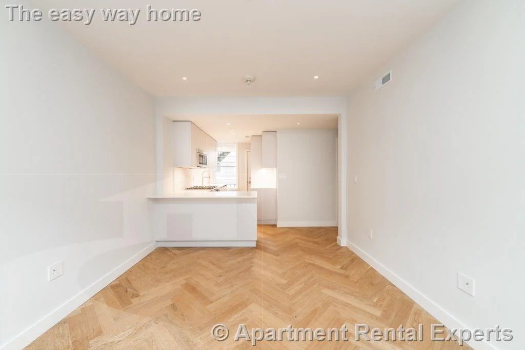 2 bed, 1 bath apartment for rent at 19 Forest St Unit 31, Porter Square — photo 7 of 10