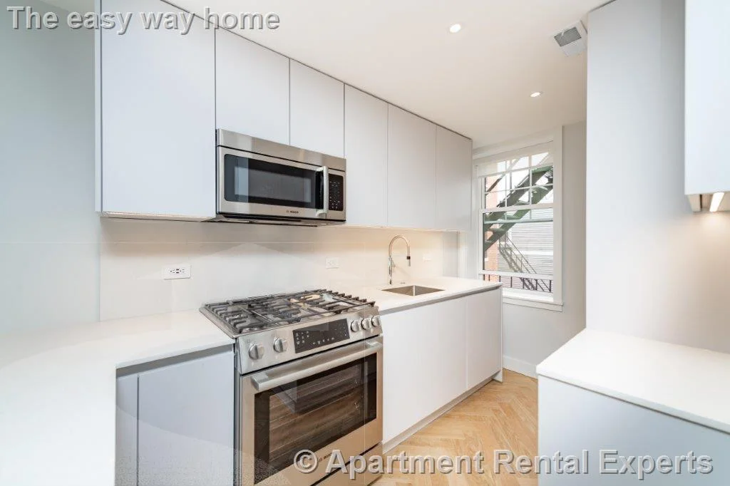 2 bed, 1 bath apartment for rent at 19 Forest St Unit 31, Porter Square — photo 4 of 10
