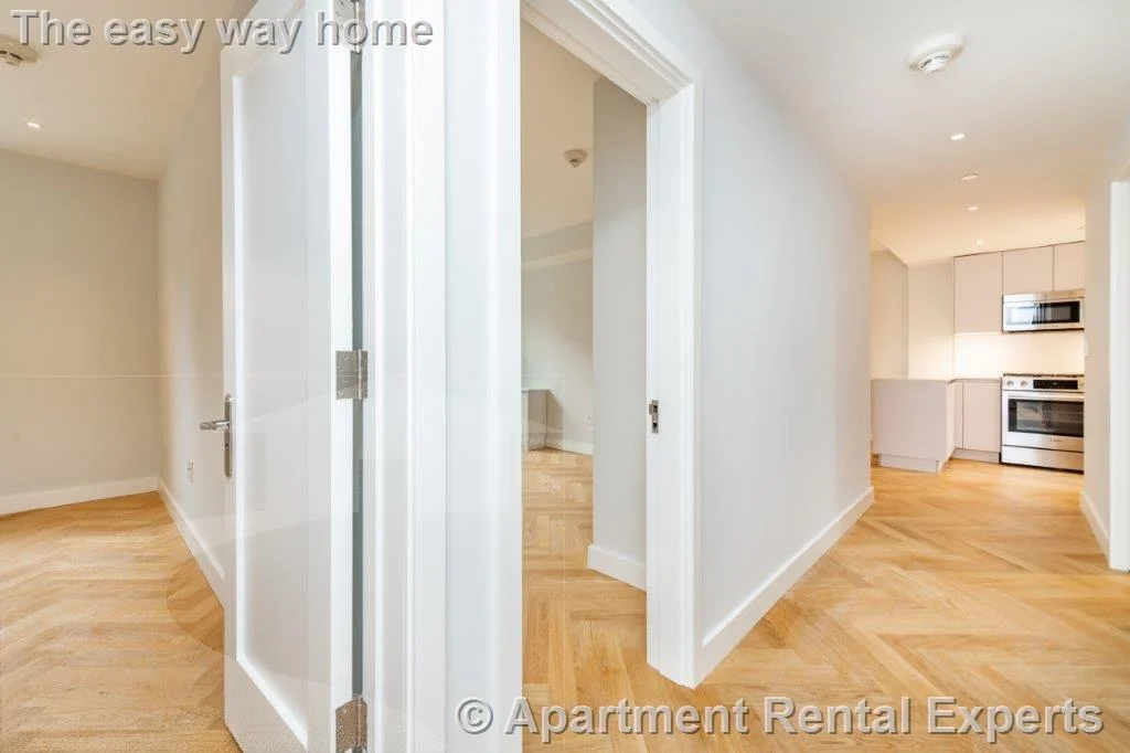 2 bed, 1 bath apartment for rent at 19 Forest St Unit 31, Porter Square — photo 6 of 10