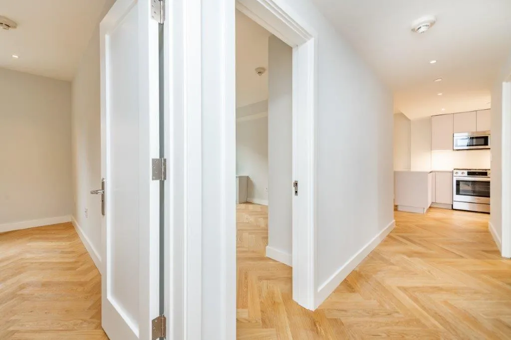 2 bed, 1 bath apartment for rent at 19 Forest St Unit 311, Baldwin — photo 9 of 11