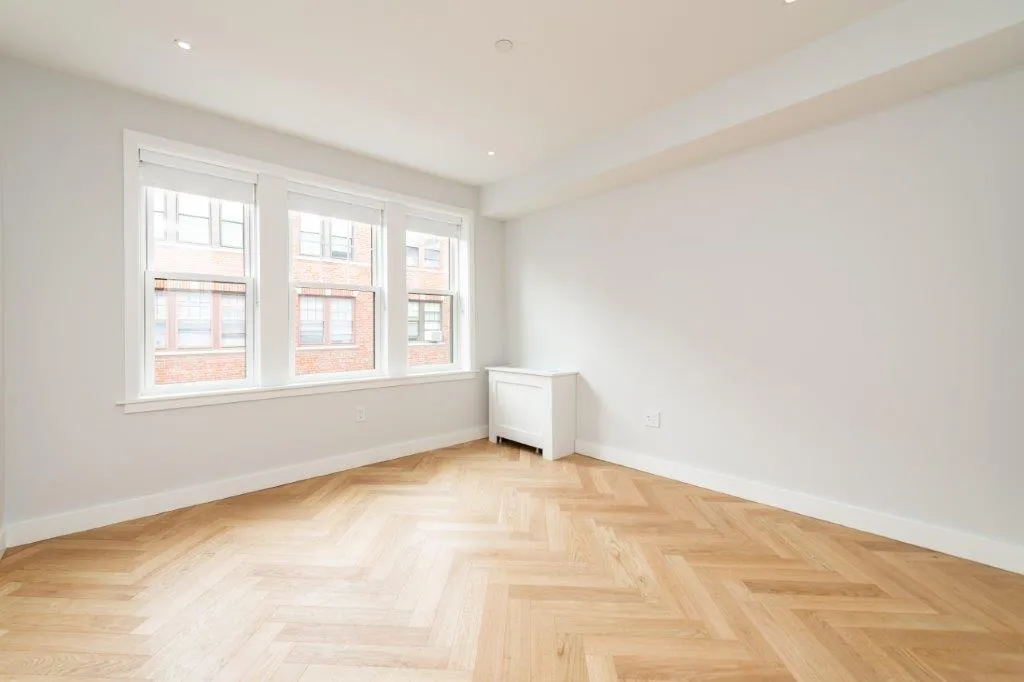 2 bed, 1 bath apartment for rent at 19 Forest St Unit 311, Baldwin — photo 5 of 11