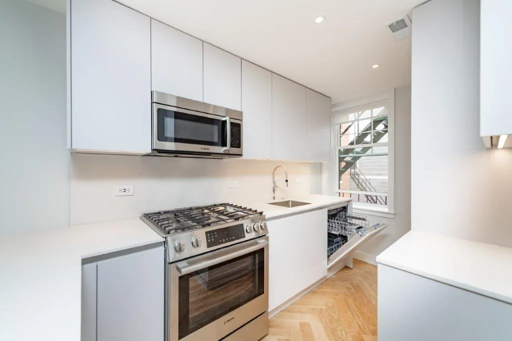 2 bed, 1 bath apartment for rent at 19 Forest St Unit 311, Baldwin — photo 6 of 11