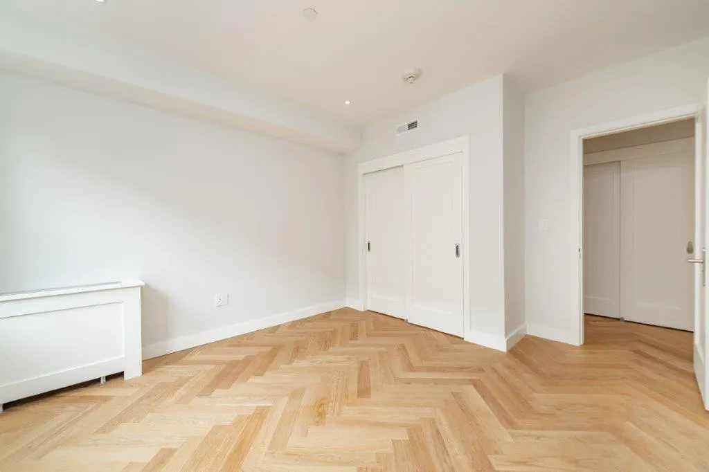 2 bed, 1 bath apartment for rent at 19 Forest St Unit 311, Baldwin — photo 2 of 11