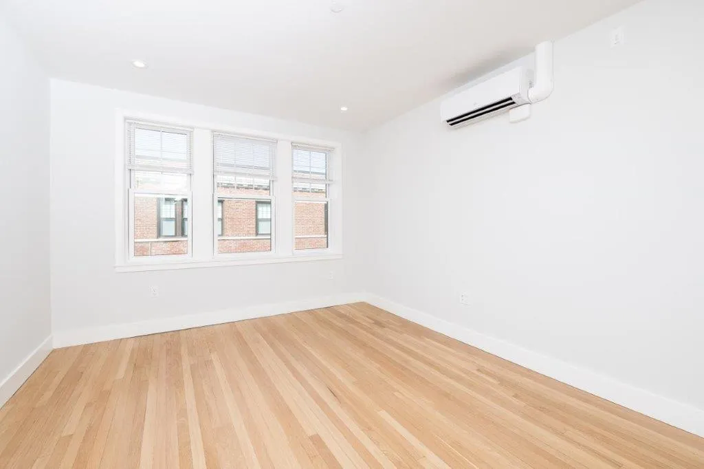 2 bed, 1 bath apartment for rent at 19 Forest St Unit 41, Baldwin — photo 10 of 12