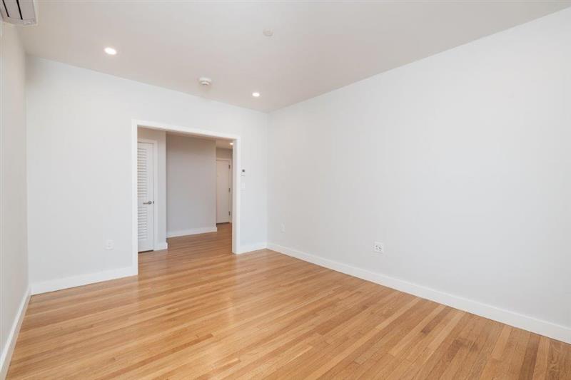 1 bed, 1 bath apartment for rent at 19 Forest St Unit 42, Baldwin — photo 4 of 11