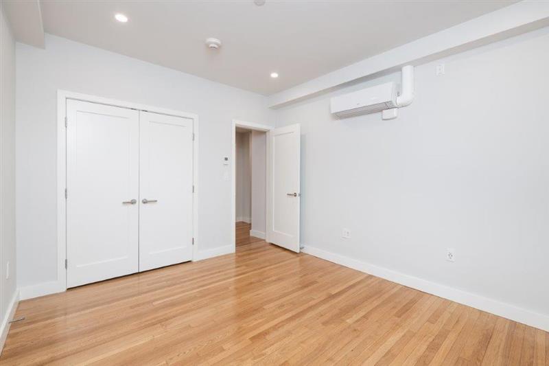 1 bed, 1 bath apartment for rent at 19 Forest St Unit 42, Baldwin — photo 6 of 11