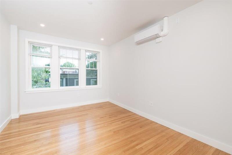 1 bed, 1 bath apartment for rent at 19 Forest St Unit 42, Baldwin — photo 2 of 11