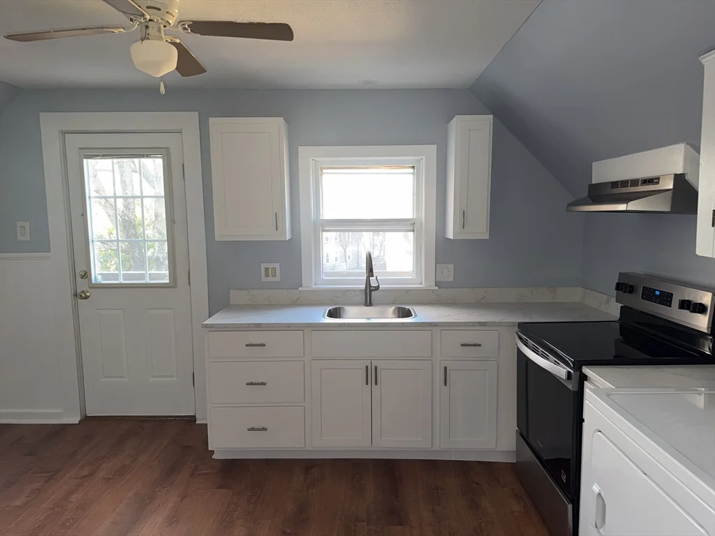 1 bed, 1 bath apartment for rent at 19 Forest Unit 19, Middleboro — photo 3 of 12