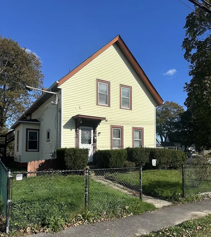 1 bed, 1 bath apartment for rent at 19 Forest Unit 19, Middleboro — photo 1 of 12
