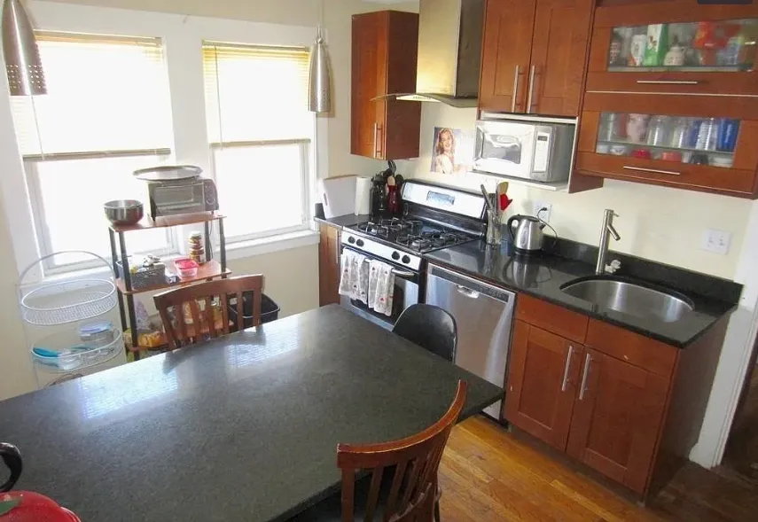4 bed, 1 bath apartment for rent at 19 Frederick Ave Unit ., South Medford — photo 2 of 15