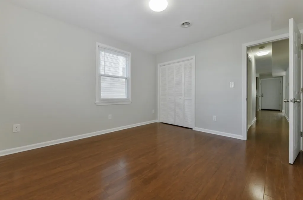 3 bed, 1 bath apartment for rent at 19 Fuller St Unit 2, Dorchester — photo 13 of 15
