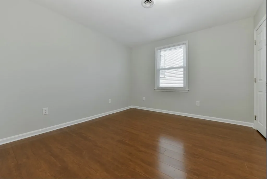 3 bed, 1 bath apartment for rent at 19 Fuller St Unit 2, Dorchester — photo 9 of 15