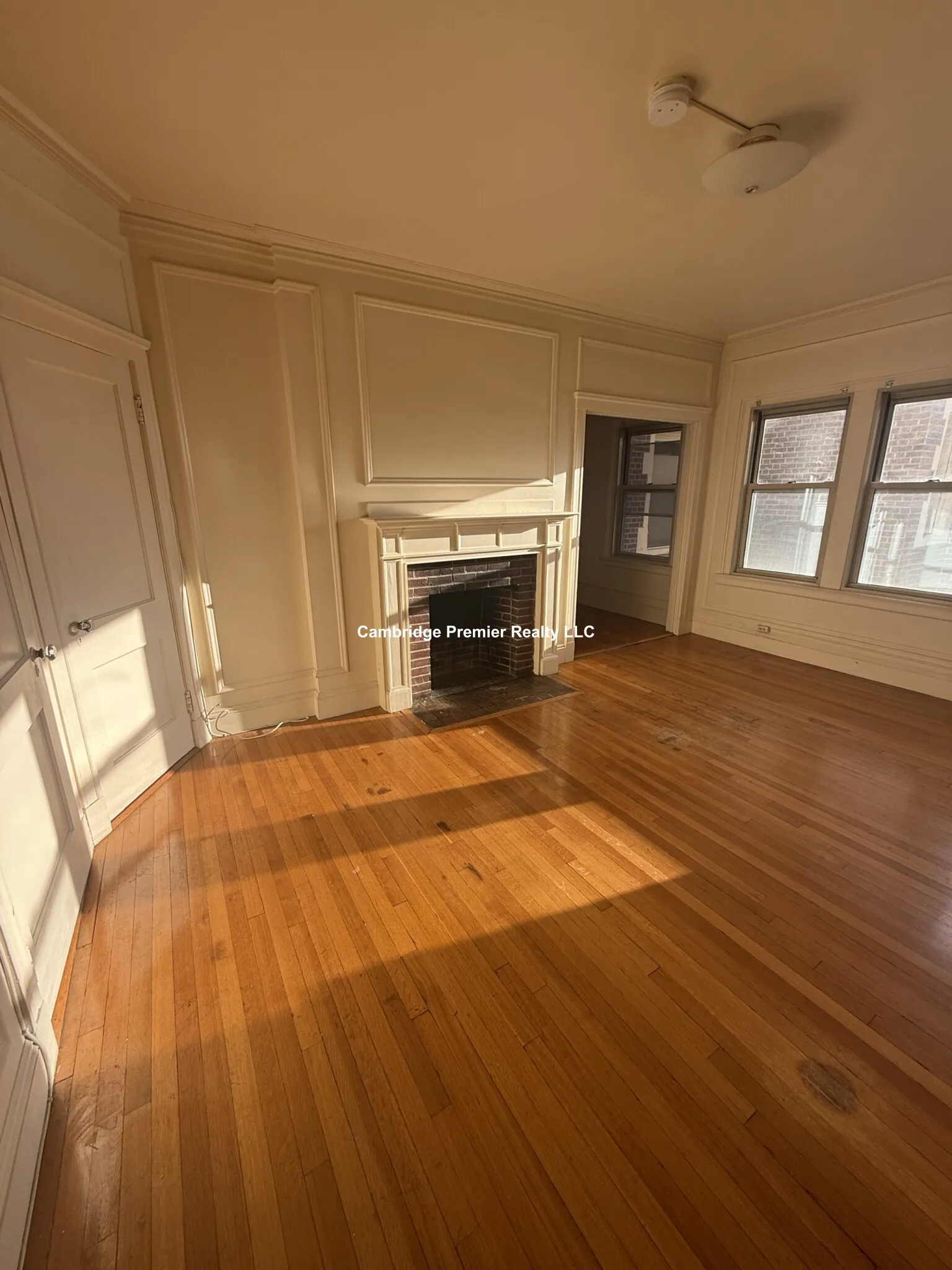 1 bed, 1 bath apartment for rent at 19 Garden St Unit 51, Neighborhood Nine — photo 3 of 21