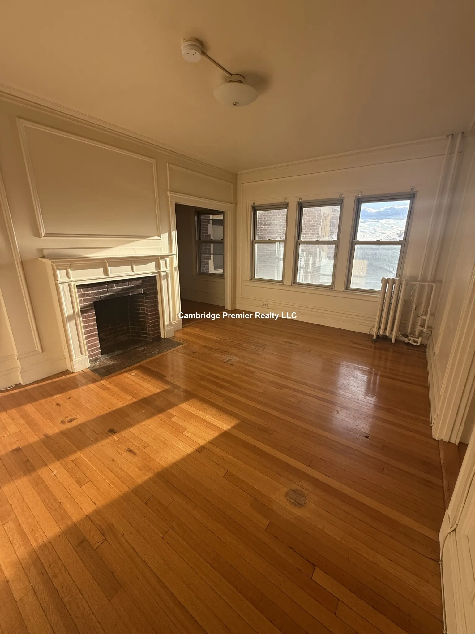 1 bed, 1 bath apartment for rent at 19 Garden St Unit 51, Neighborhood Nine — photo 4 of 21