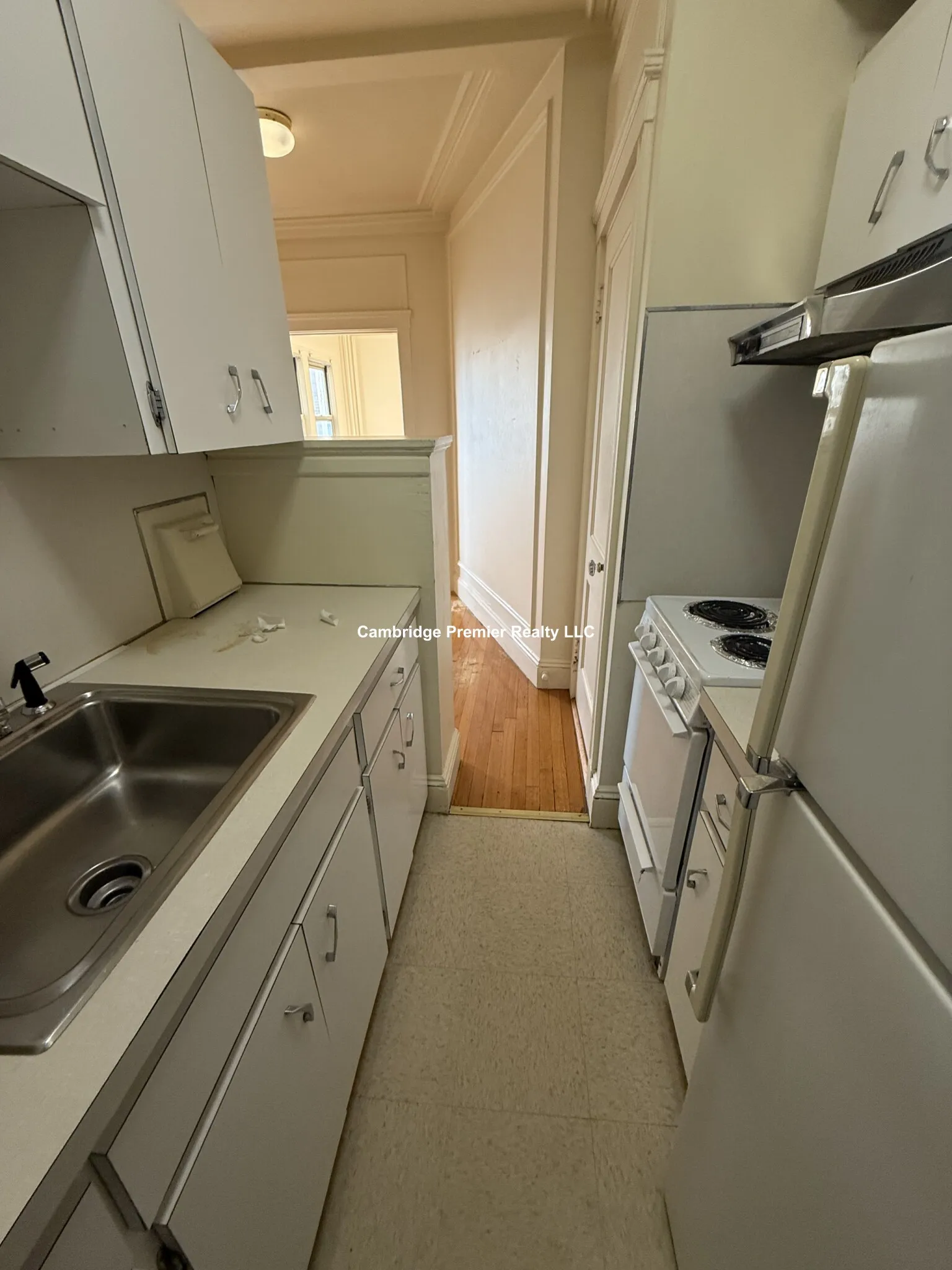 1 bed, 1 bath apartment for rent at 19 Garden St Unit 51, Neighborhood Nine — photo 17 of 21