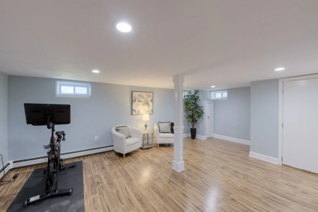3 bed, 2 bath apartment for rent at 19 Glen Ter, Shrewsbury — photo 28 of 37