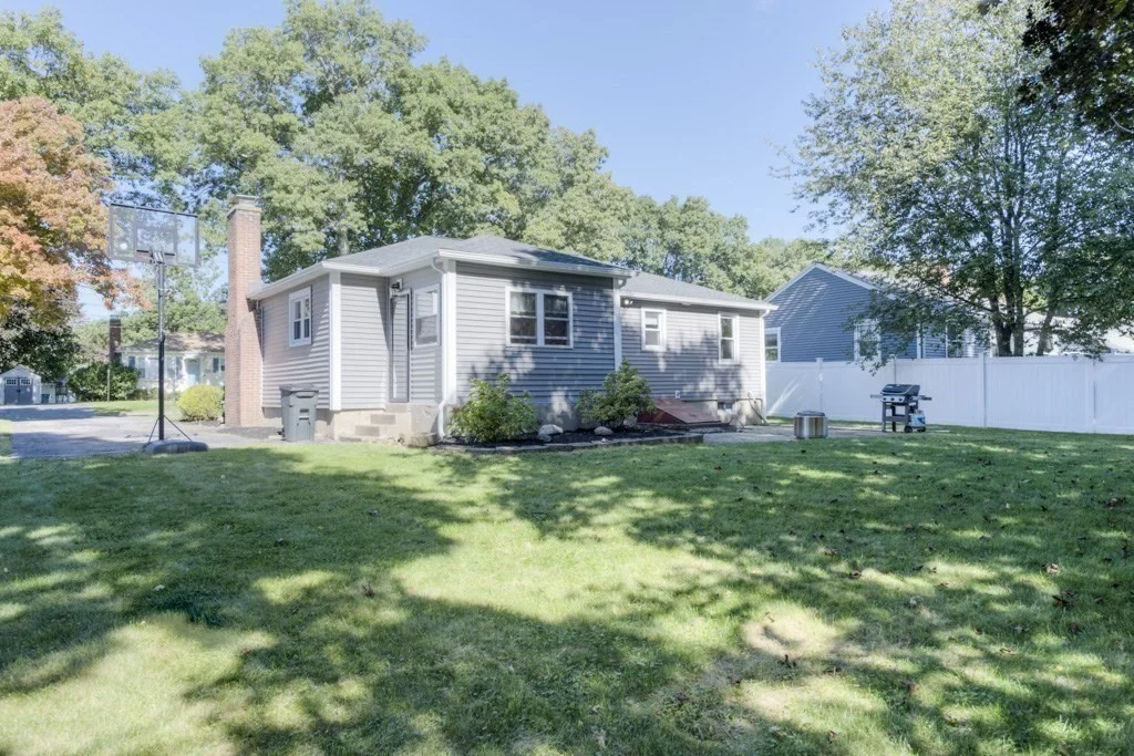 3 bed, 2 bath apartment for rent at 19 Glen Ter, Shrewsbury — photo 37 of 37