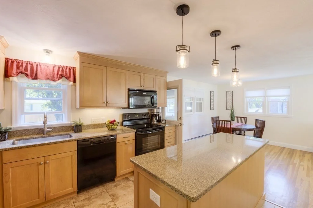 3 bed, 2 bath apartment for rent at 19 Glen Ter, Shrewsbury — photo 12 of 37