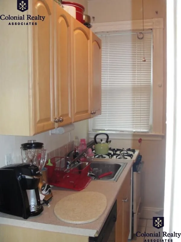 1 bed, 1 bath apartment for rent at 19 Glenville Ave Unit 3, Brighton — photo 4 of 4