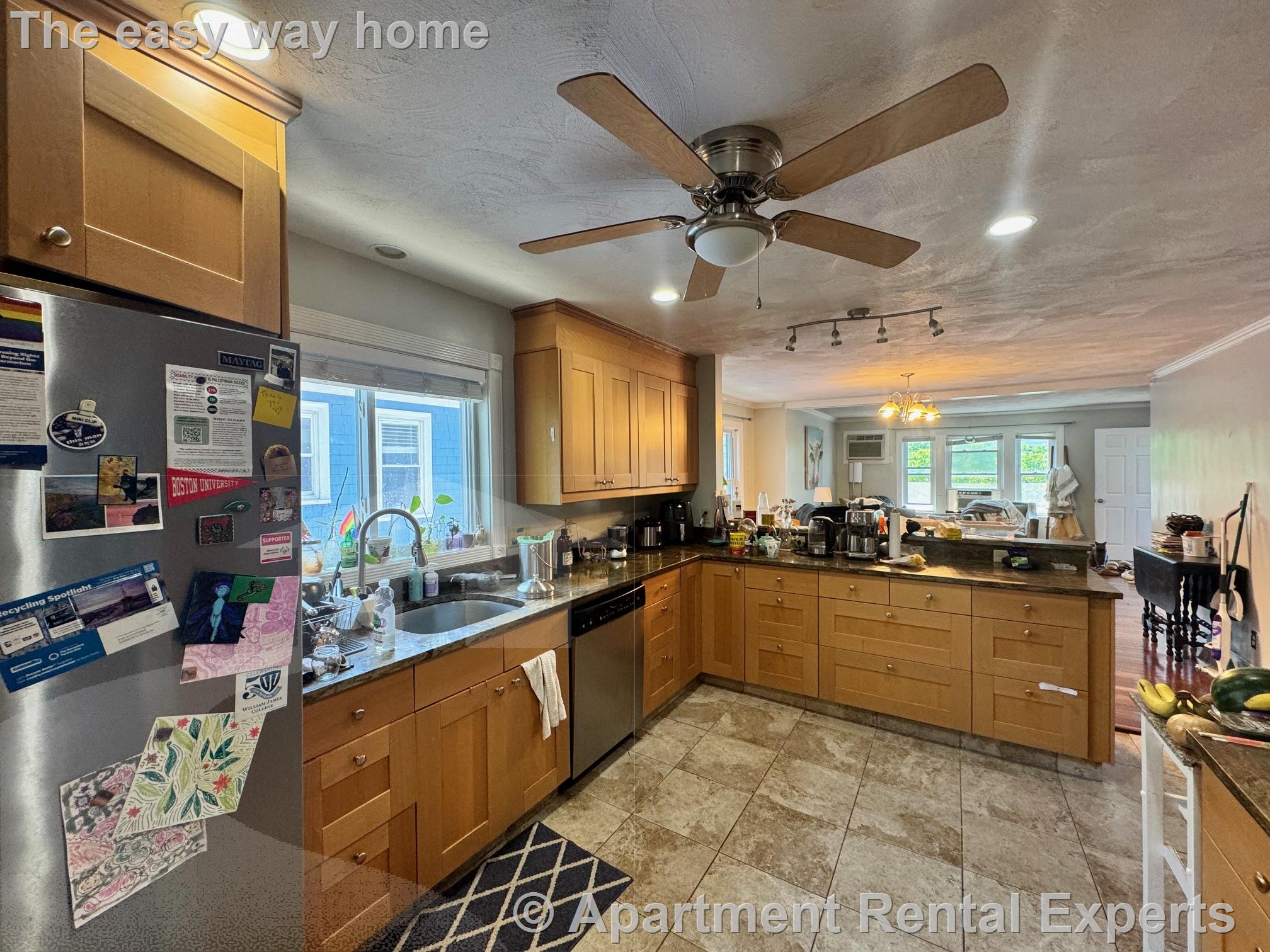 4 bed, 2 bath apartment for rent at 19 Gordon St Unit 2, Tufts — photo 6 of 24
