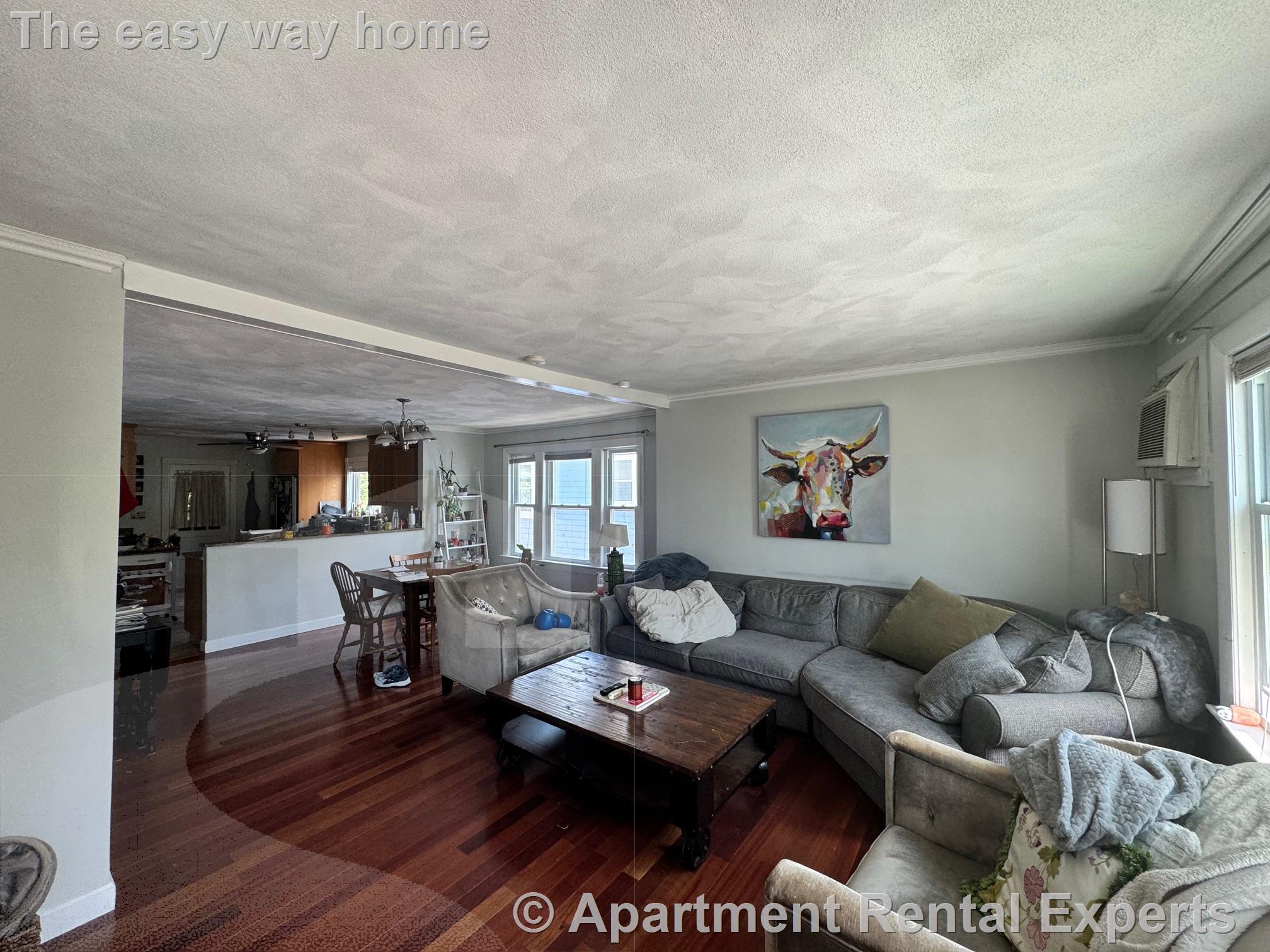 4 bed, 2 bath apartment for rent at 19 Gordon St Unit 2, Tufts — photo 4 of 24