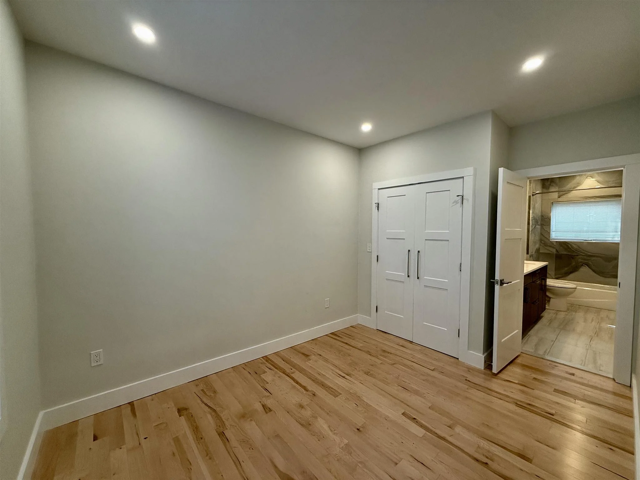 2 bed, 1.5 bath apartment for rent at 19 Gorham St Unit 1, Teele Square — photo 8 of 17