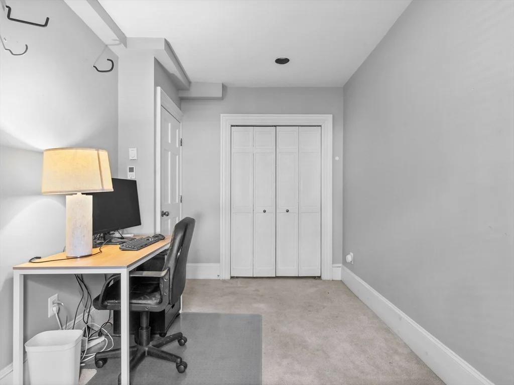 2 bed, 1 bath apartment for rent at 19 Greenwich Park Unit 2, South End — photo 13 of 18