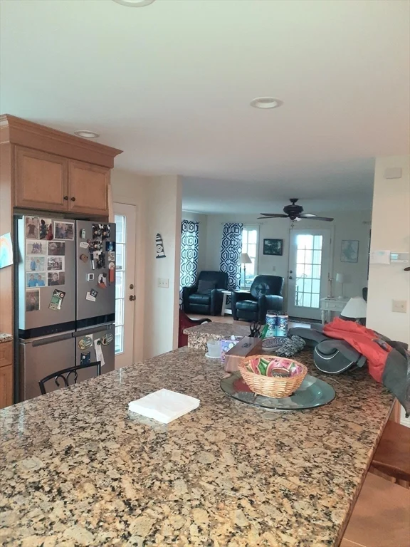 6 bed, 3 bath apartment for rent at 19 Gurnet Unit 19, Duxbury — photo 9 of 15
