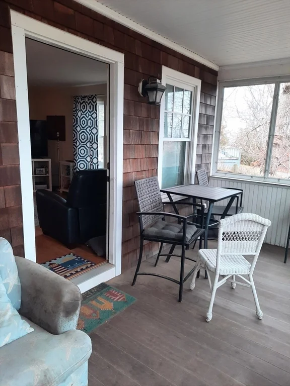 6 bed, 3 bath apartment for rent at 19 Gurnet Unit 19, Duxbury — photo 13 of 15