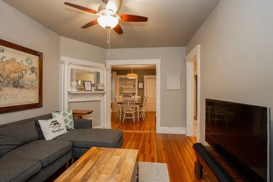 3 bed, 1 bath apartment for rent at 19 Hallam Unit 2, Dorchester — photo 2 of 11