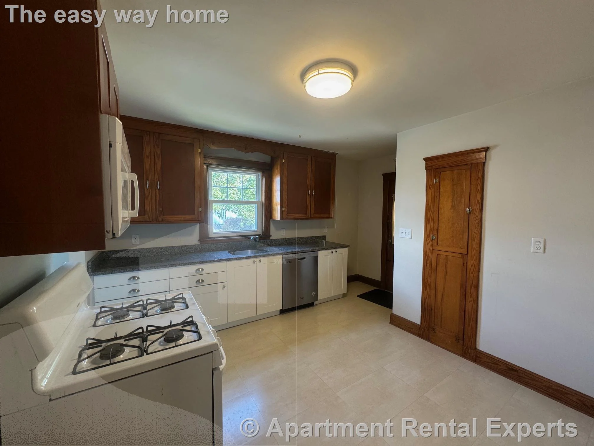 2 bed, 1 bath apartment for rent at 19 Hancock Ave Unit 1, Tufts — photo 13 of 17