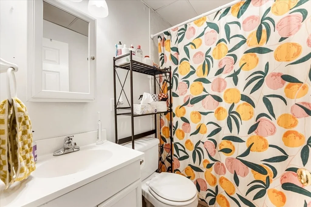 2 bed, 1 bath apartment for rent at 19 Harris St Unit 1, North End — photo 11 of 17