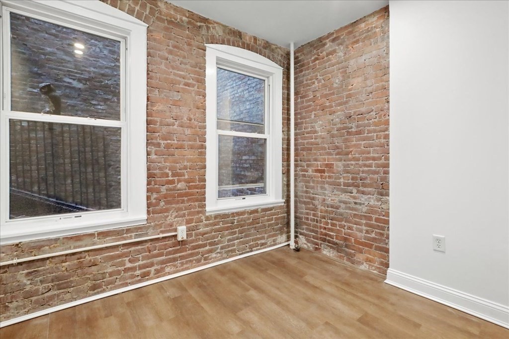 1 bed, 1 bath apartment for rent at 19 Harris St Unit 3, North End — photo 8 of 14