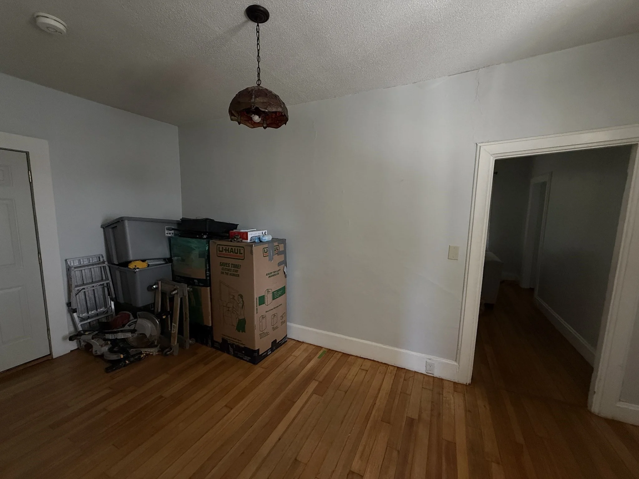 3 bed, 1 bath apartment for rent at 19 Harrison St Unit 1, Taunton — photo 3 of 17