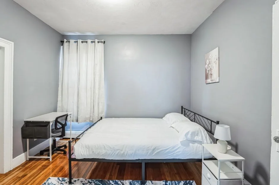 4 bed, 1 bath apartment for rent at 19 Harrison St Unit 2, Spring Hill — photo 8 of 9