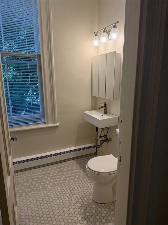 4 bed, 1.5 bath apartment for rent at 19 Harvard Ave Unit 2, Harvard Avenue — photo 17 of 19