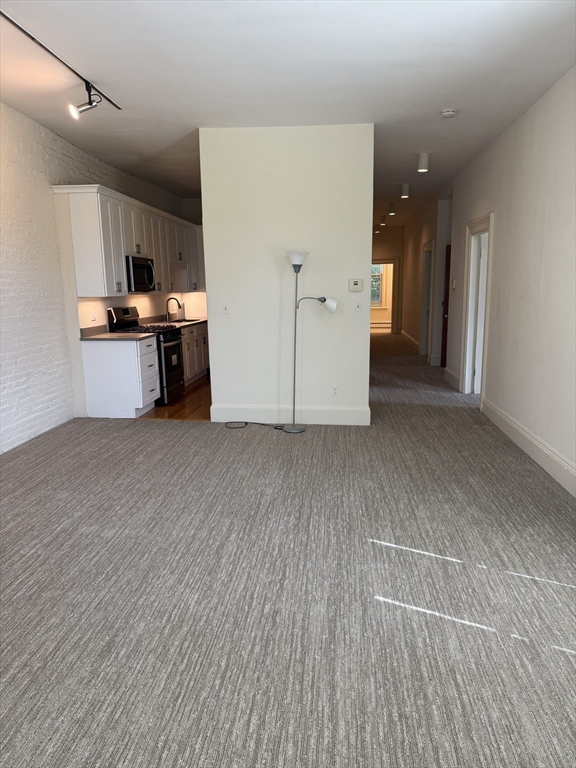 4 bed, 1.5 bath apartment for rent at 19 Harvard Ave Unit 2, Harvard Avenue — photo 7 of 19
