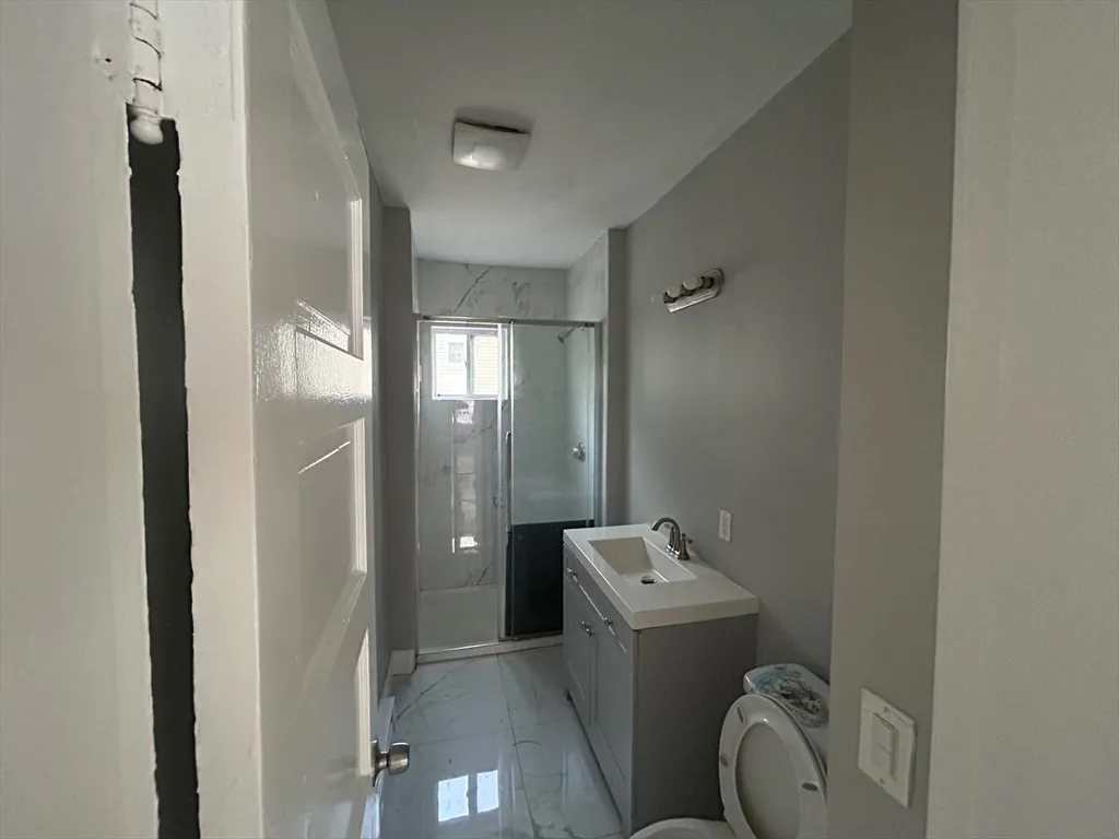 3 bed, 1 bath apartment for rent at 19 Henchman Unit 3, East Worcester — photo 11 of 11