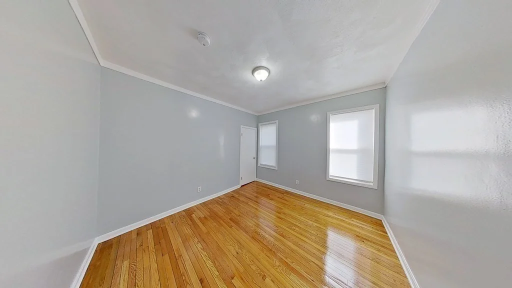 4 bed, 1 bath apartment for rent at 19 Hendry St Unit 1, Dorchester — photo 10 of 16